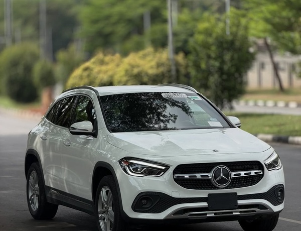 Foreign Used Mercedes GLA250 For Sale In Abuja– Super Clean, Buy & Drive