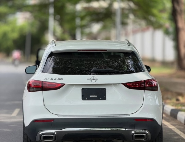 Foreign Used Mercedes GLA250 For Sale In Abuja– Super Clean, Buy & Drive