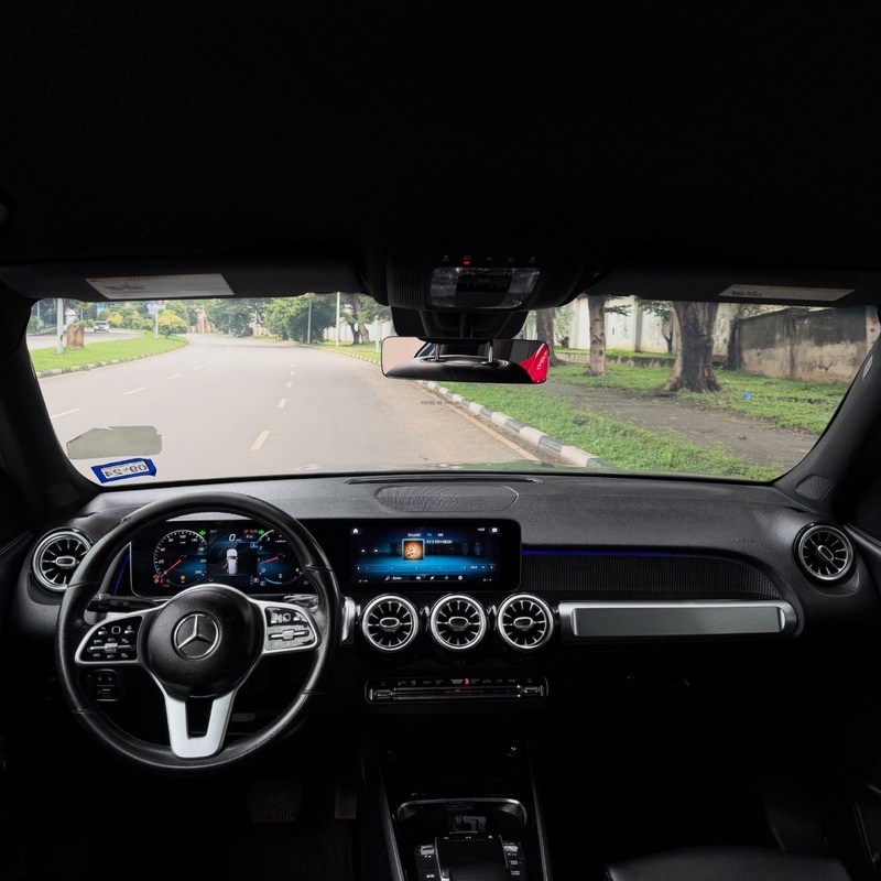 Foreign Used Mercedes GLB250 2022 image