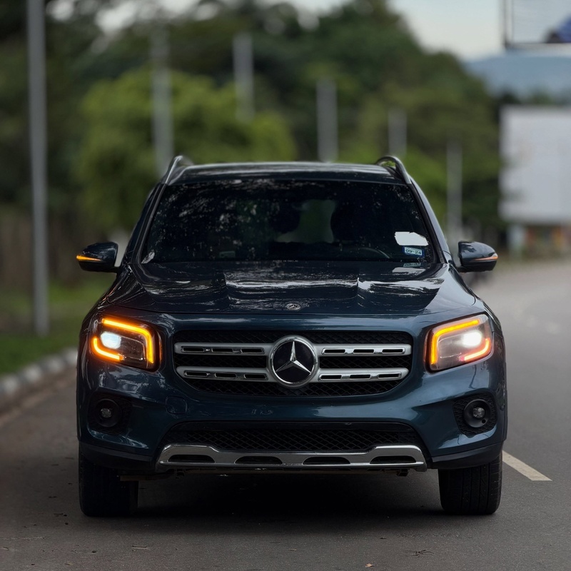 Foreign Used Mercedes GLB250 2022 image