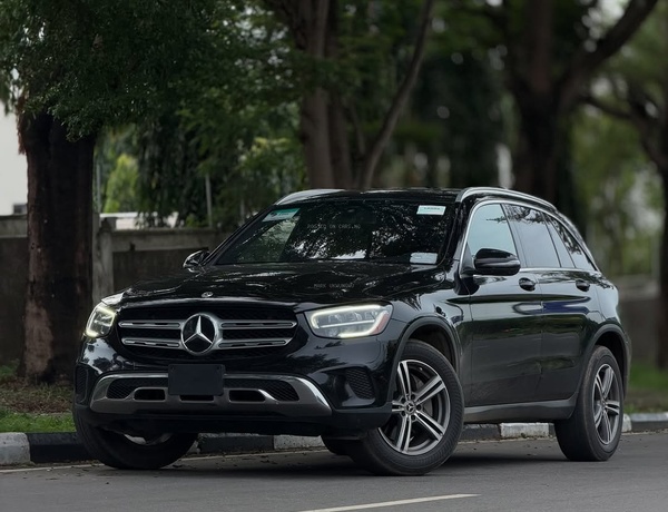 Foreign Used Mercedes GLC300 2020– Super Clean Luxury SUV