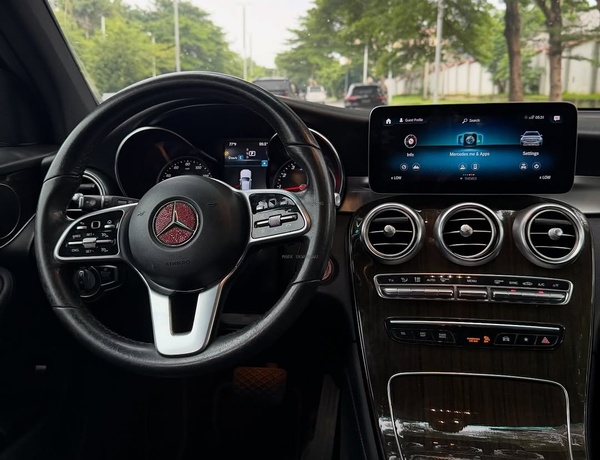 Foreign Used Mercedes GLC300 2020– Super Clean Luxury SUV