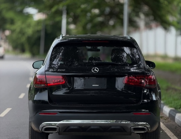 Foreign Used Mercedes GLC300 2020– Super Clean Luxury SUV