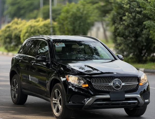 Foreign Used Mercedes Benz GLC300 2016– Super Clean Luxury SUV