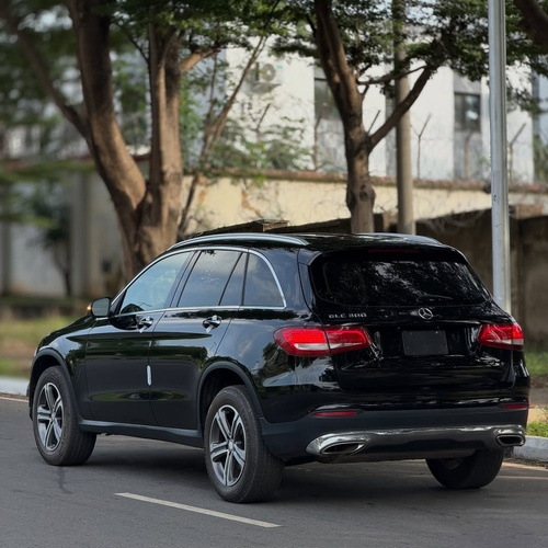 Foreign Used Mercedes Benz GLC300 2016– Super Clean Luxury SUV