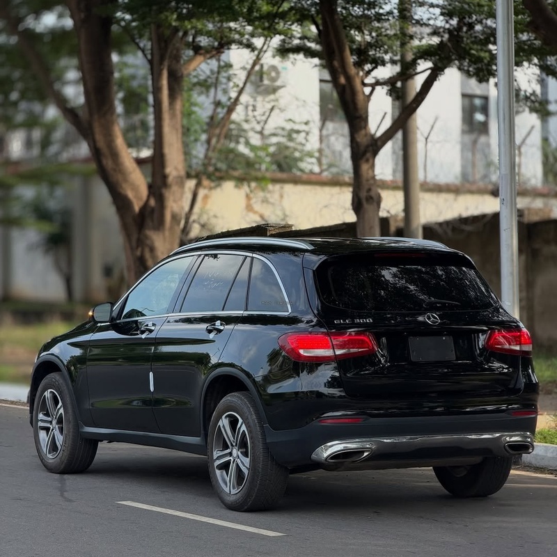 Foreign Used Mercedes Benz GLC300 2016– Super Clean Luxury SUV image