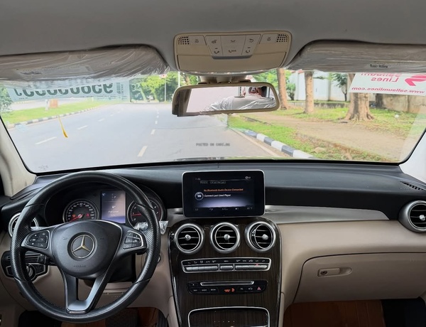 Foreign Used Mercedes Benz GLC300 2016– Super Clean Luxury SUV