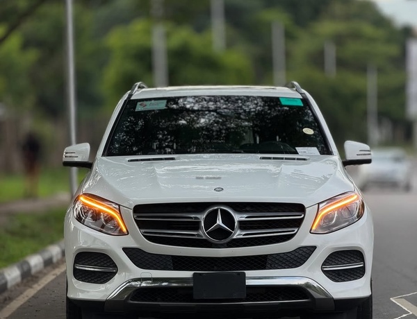 Foreign Used Mercedes Benz GLE350 2017 – Super Clean Luxury SUV