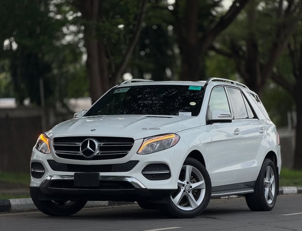 Foreign Used Mercedes Benz GLE350 2017 – Super Clean Luxury SUV