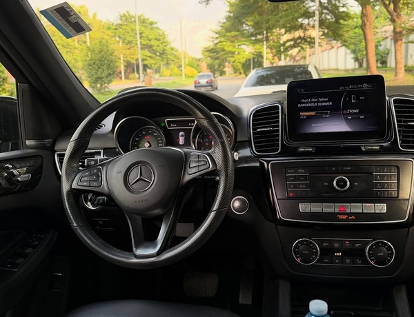 Foreign Used Mercedes Benz GLE350 2018– Super Clean Luxury SUV