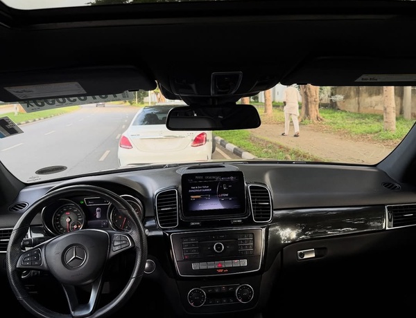 Foreign Used Mercedes Benz GLE350 2018– Super Clean Luxury SUV