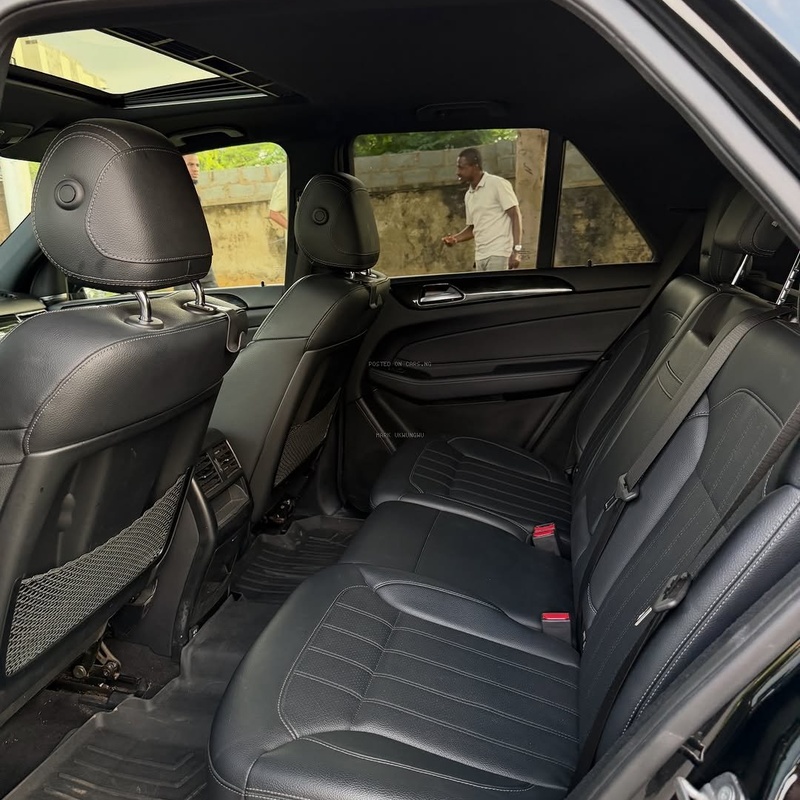 Foreign Used Mercedes Benz GLE350 2018– Super Clean Luxury SUV image