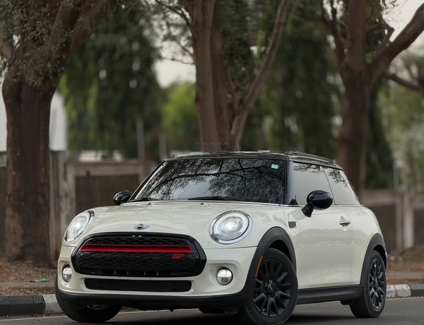 Foreign Used Mini Cooper 2017  for Sale In Abuja