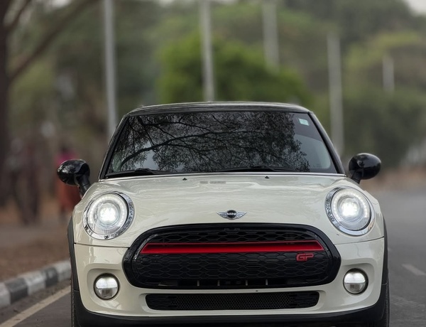 Foreign Used Mini Cooper 2017  for Sale In Abuja