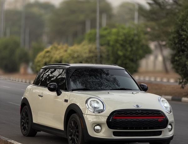 Foreign Used Mini Cooper 2017  for Sale In Abuja