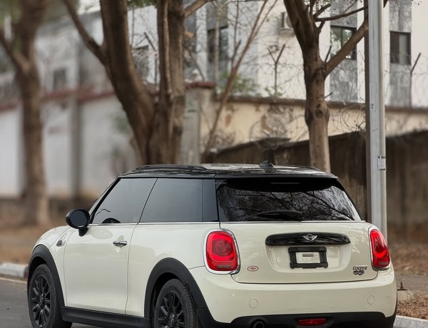 Foreign Used Mini Cooper 2017  for Sale In Abuja