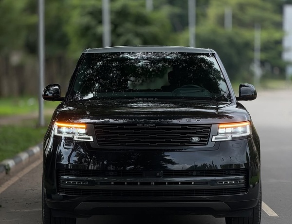 FOREIGN USED 2024 RANGE ROVER VOGUE FOR SALE