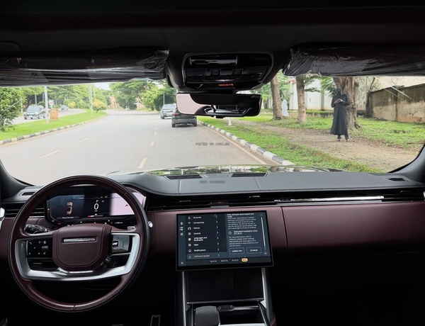 FOREIGN USED 2024 RANGE ROVER VOGUE FOR SALE