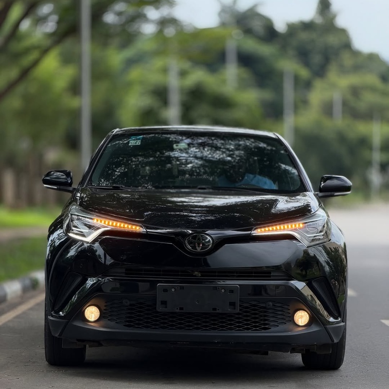 FOREIGN USED 2024 TOYOTA C-HR FOR SALE image