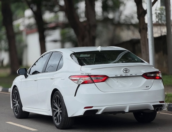 FOREIGN USED 2021 TOYOTA CAMRY FOR SALE