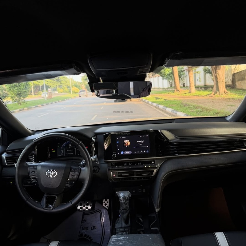 FOREIGN USED 2025 TOYOTA CAMRY SE FOR SALE image