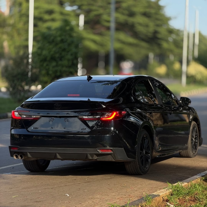 FOREIGN USED 2025 TOYOTA CAMRY SE FOR SALE image