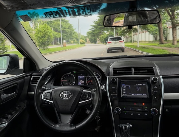TOYOTA CAMRY SE 2016 FOR SALE