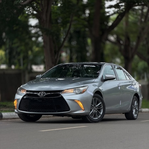 TOYOTA CAMRY SE 2016 FOR SALE