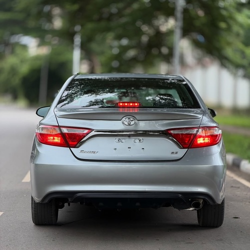 TOYOTA CAMRY SE 2016 FOR SALE
