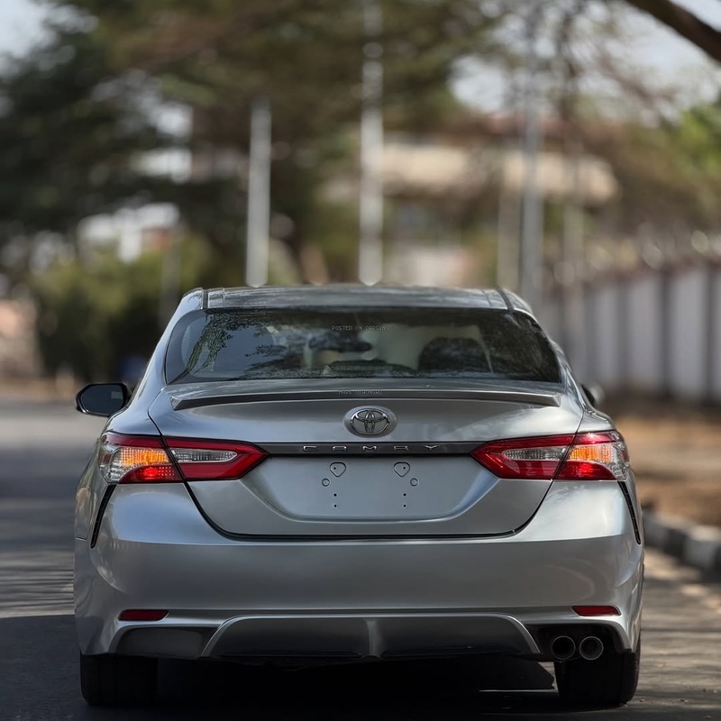 Foreign Used Toyota Camry SE 2018  for Sale In Abuja image