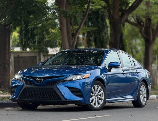 TOYOTA CAMRY SE 2019 FOR SALE
