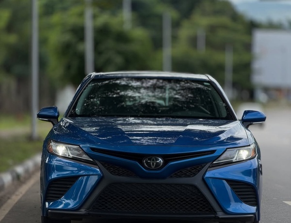 TOYOTA CAMRY SE 2019 FOR SALE