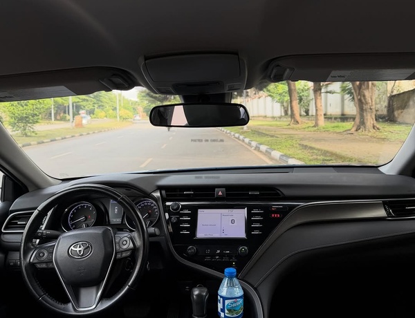 TOYOTA CAMRY SE 2019 FOR SALE