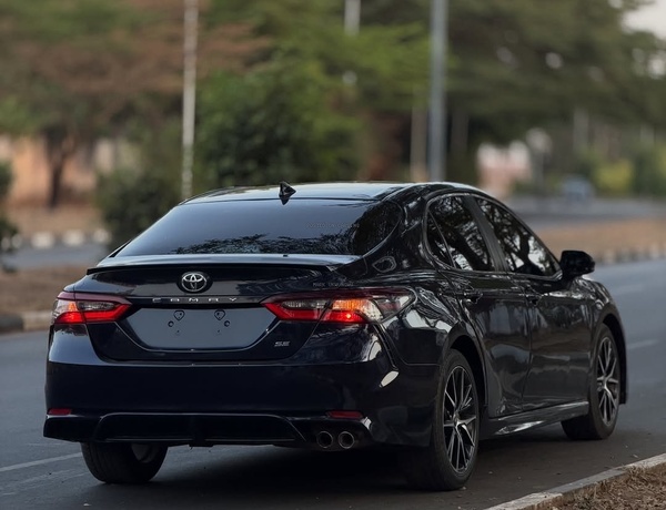 Foreign Used Toyota Camry SE for Sale In Abuja