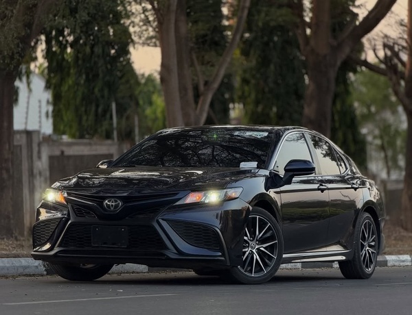 Foreign Used Toyota Camry SE for Sale In Abuja