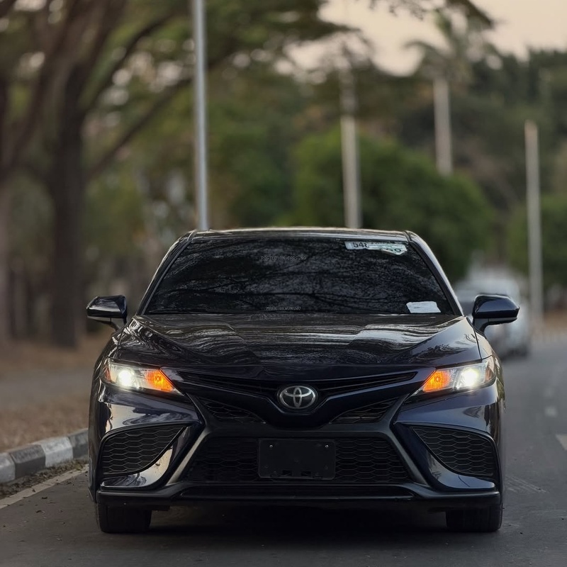 Foreign Used Toyota Camry SE for Sale In Abuja image