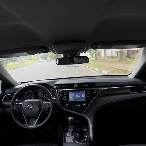 Foreign Used Toyota Camry SE 2018 – Super Clean & Sporty Sedan