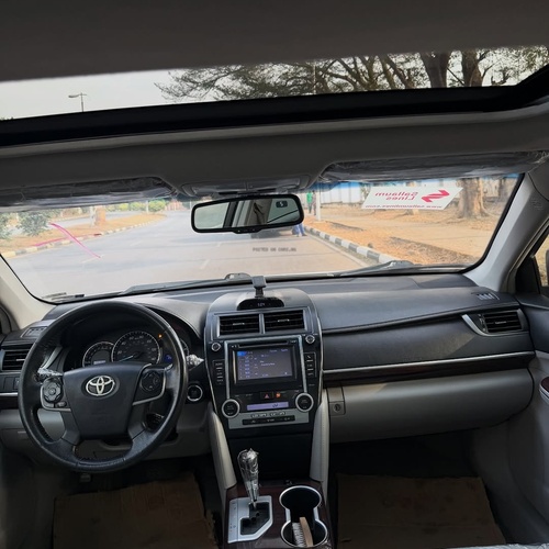 Foreign Used Toyota Camry XLE 2013 for Sale In Abuja