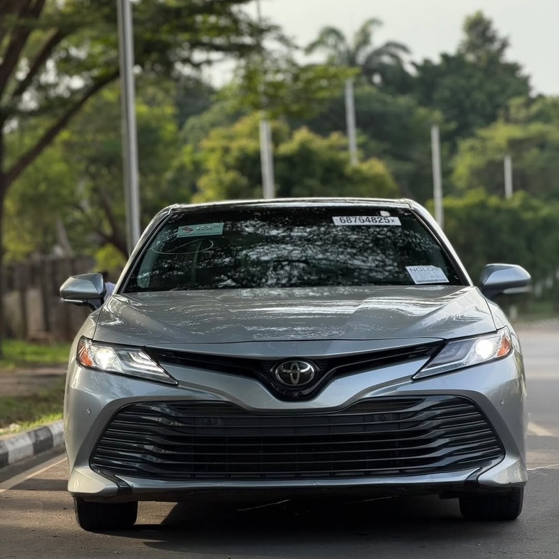 2018 TOYOTA CAMRY XLE – FOREIGN USED | FULL LUXURY SEDAN  image