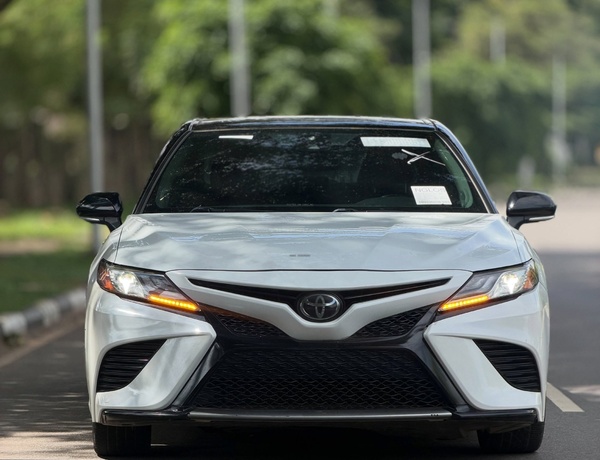 Foreign Used Toyota Camry XSE 2019 in Abuja