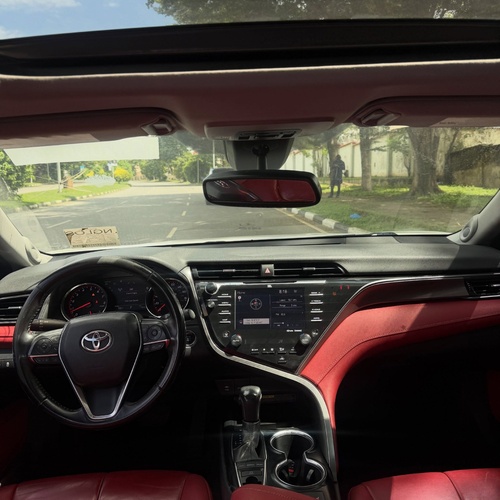 Foreign Used Toyota Camry XSE 2019 in Abuja