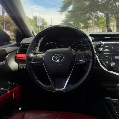 Foreign Used Toyota Camry XSE 2019 in Abuja