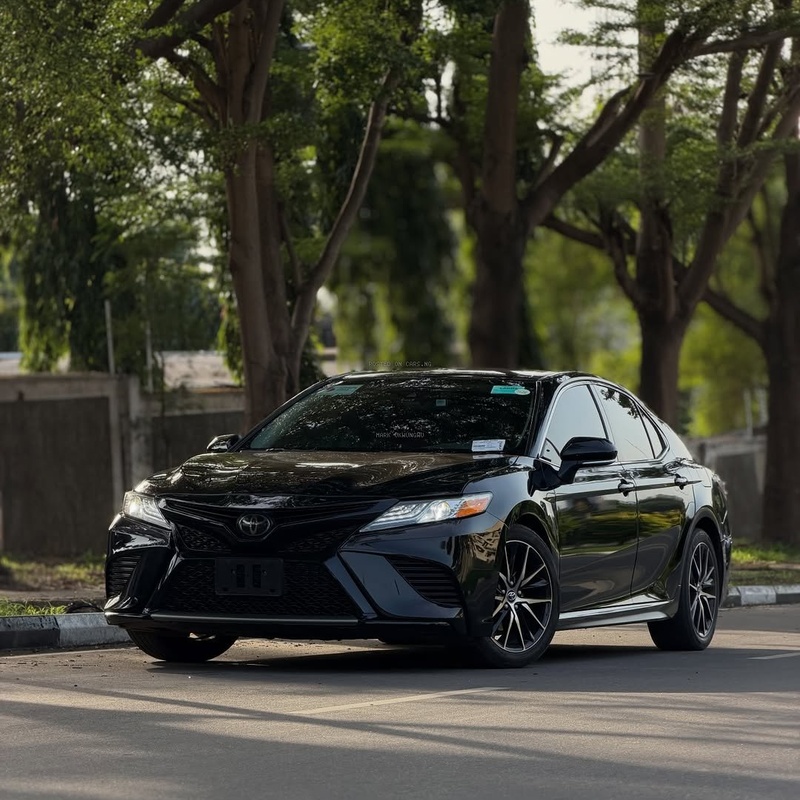 2021 TOYOTA CAMRY XSE – FOREIGN USED | PREMIUM SPORT LUXURY SEDAN image