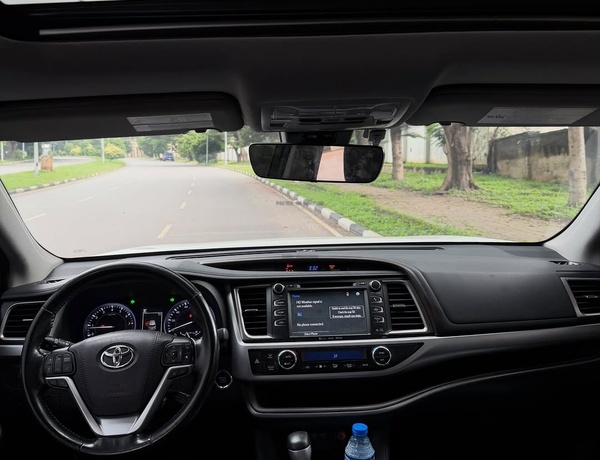 TOYOTA HIGHLANDER XLE 2018 FOR SALE