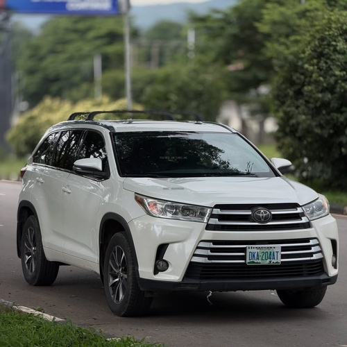 TOYOTA HIGHLANDER XLE 2018 FOR SALE