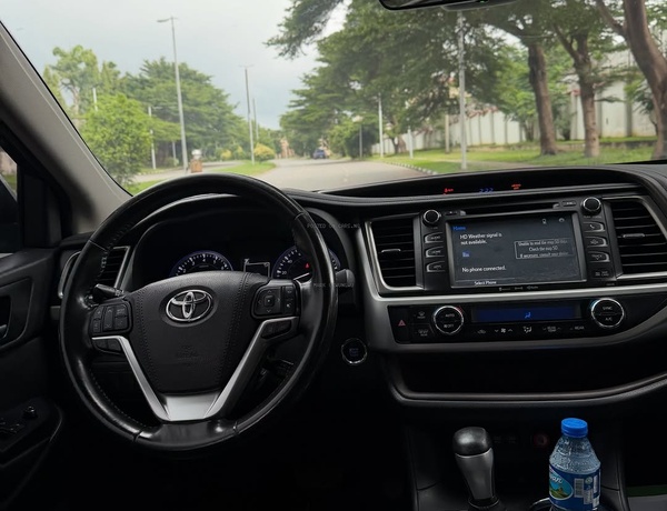 TOYOTA HIGHLANDER XLE 2018 FOR SALE