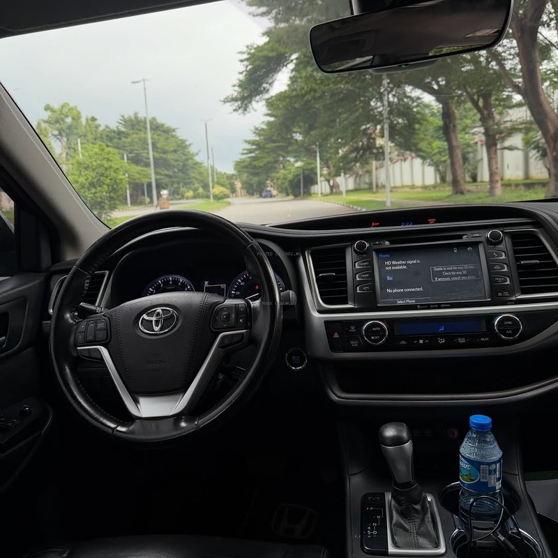 TOYOTA HIGHLANDER XLE 2018 FOR SALE image