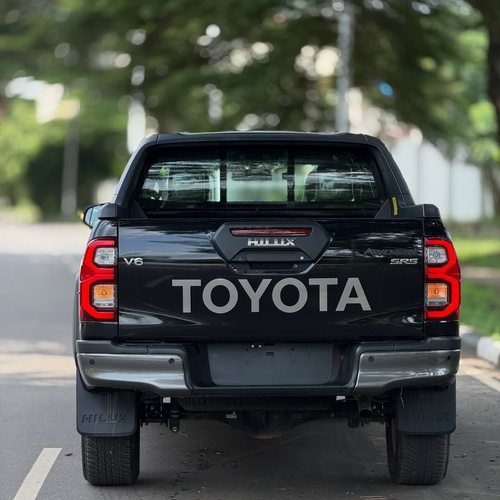 TOYOTA HILUX 2025 FOR SALE