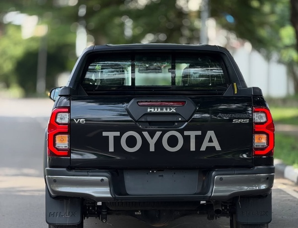 TOYOTA HILUX 2025 FOR SALE