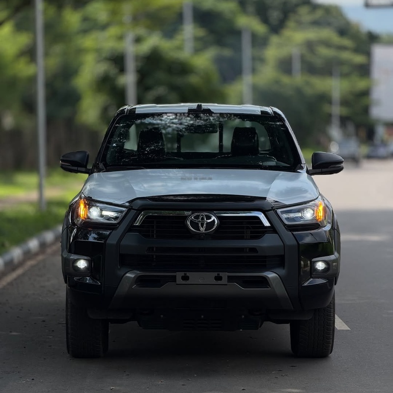 TOYOTA HILUX 2025 FOR SALE image